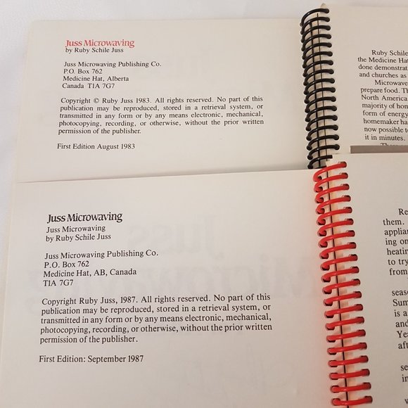 Vintage First Edition JUSS MICROWAVING Cookbooks Volumes 1 and 2 by Ruby Juss - Picture 4 of 16
